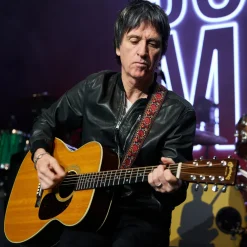 M-6 Johnny Marr Custom & Special Editions|0000/M - Grand Auditorium