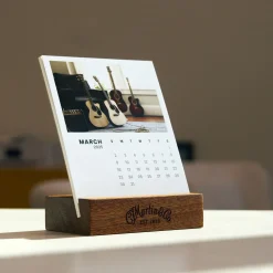 Martin 2025 Desk Calendar Collectibles & Gifts
